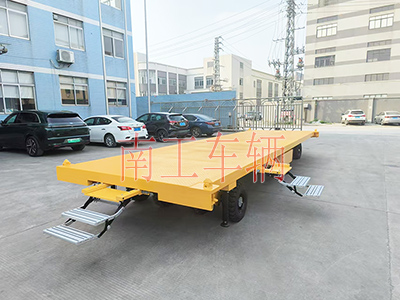 10吨华亿(中国) 带液压支腿伸缩梯工具车2I.jpg